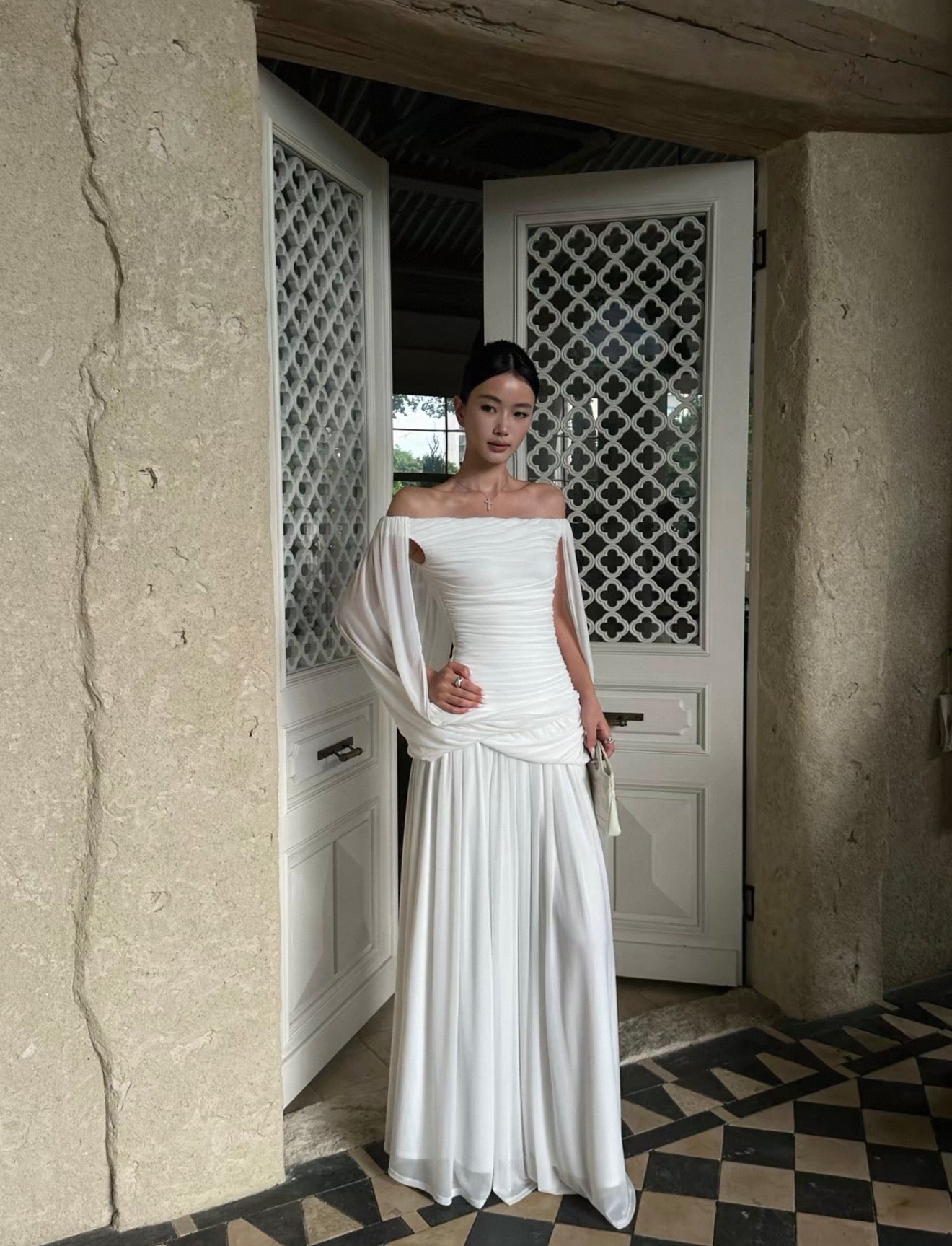 Maxi off shoulder white dress