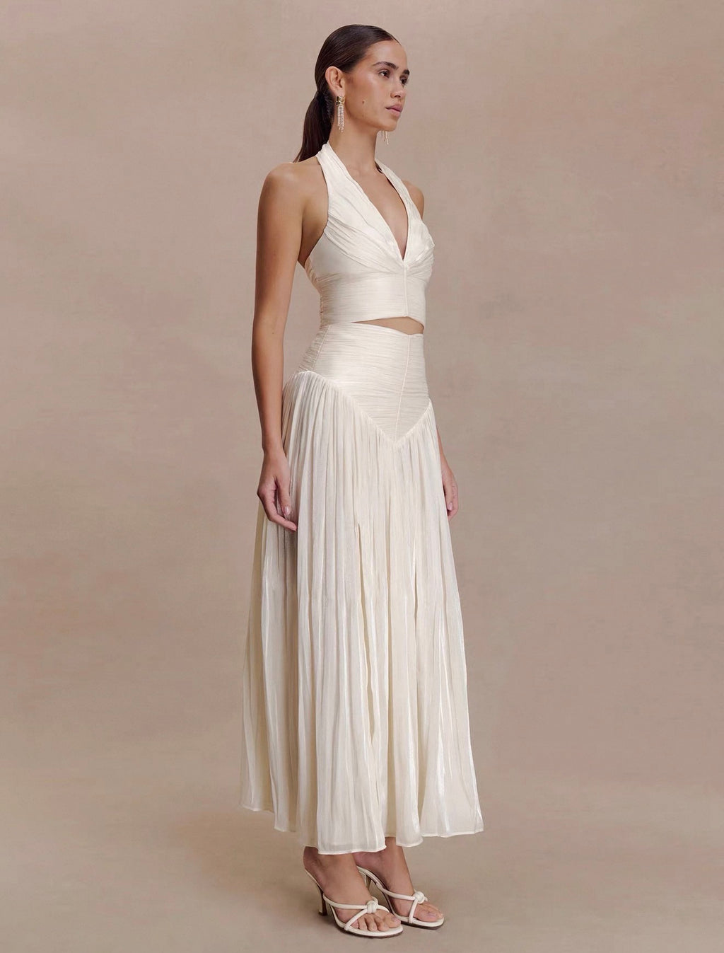 White skirt and top set